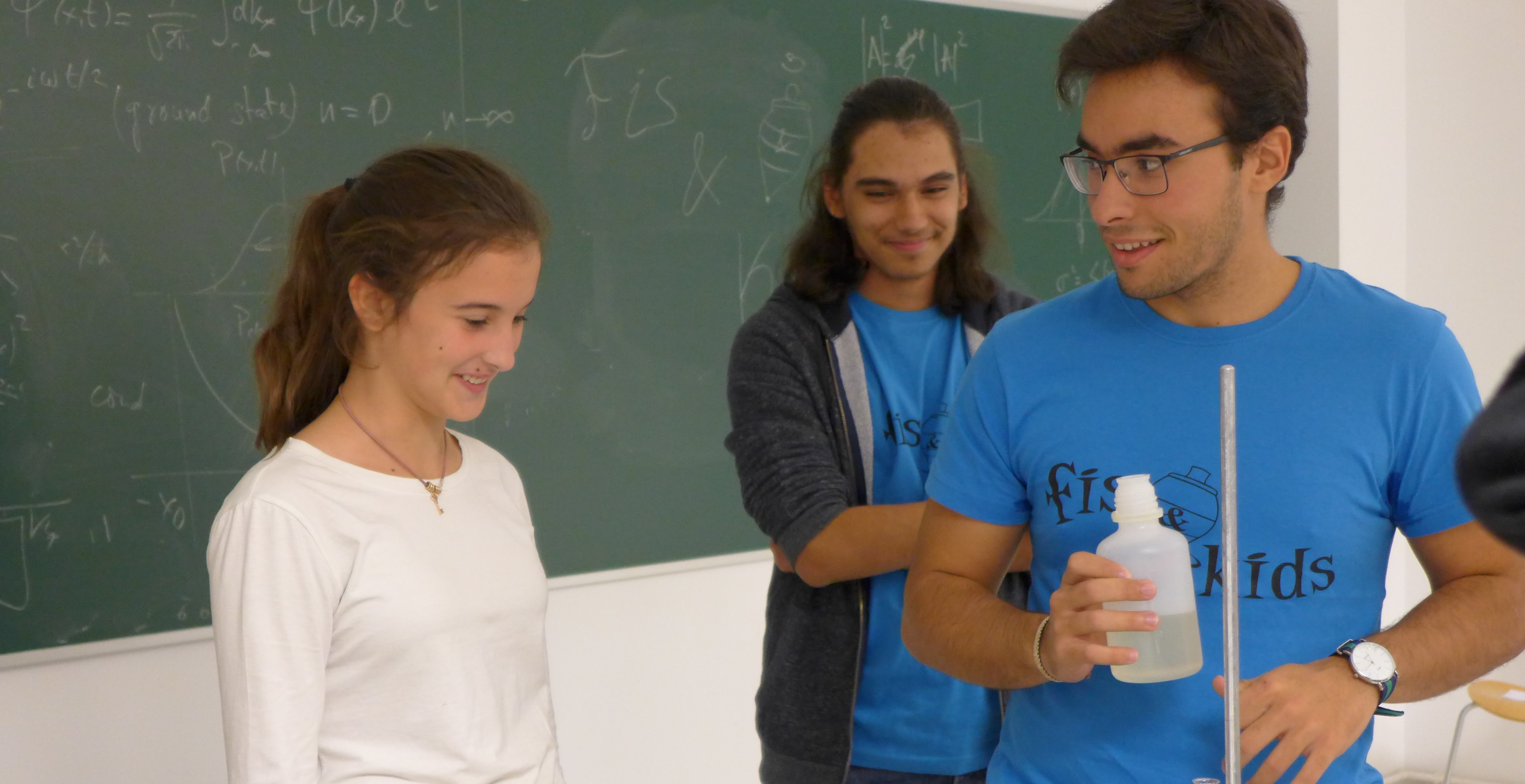 Sesión de la Semana de la Ciencia 2017 para el Colegio San Francisco Javier, de Fuente de Cantos